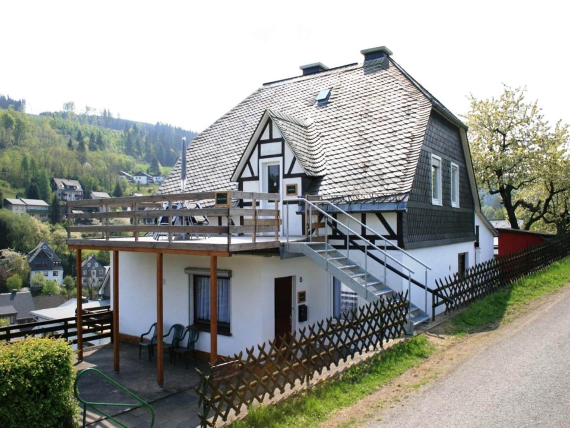 Cosy Apartment In Schwalefeld Near Willingen With Private Terrace Exterior foto